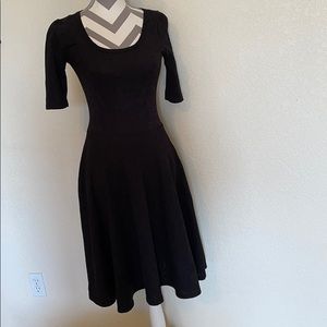 Women’s LulaRoe Nicole dress
